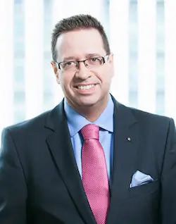 Rechtsanwalt Dirk Götze, Partner der Kanzlei FRH und Fachanwalt für Handels- und Gesellschaftsrecht Fachanwalt für Insolvenz- und Sanierungsrecht Fachanwalt für Steuerrecht