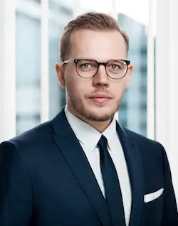 Porträt von Rechtsanwalt Vincent Thieme, Fachanwalt für Insolvenz- und Sanierungsrecht der Kanzlei FRH Erfurt.